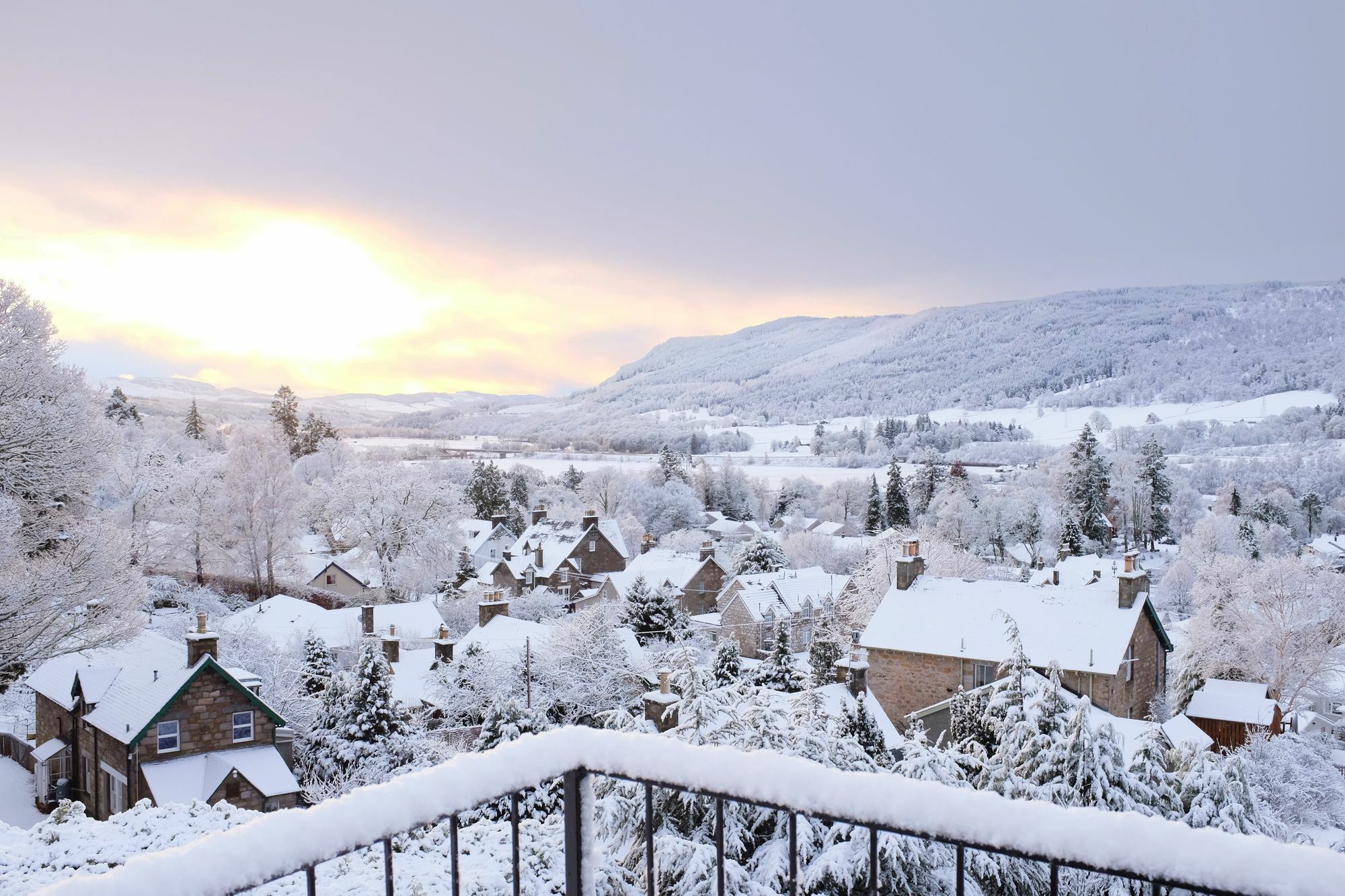 Knockendarroch Hotel Pitlochry Exteriör bild